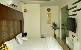 Hotel The Grand Parshwanath
