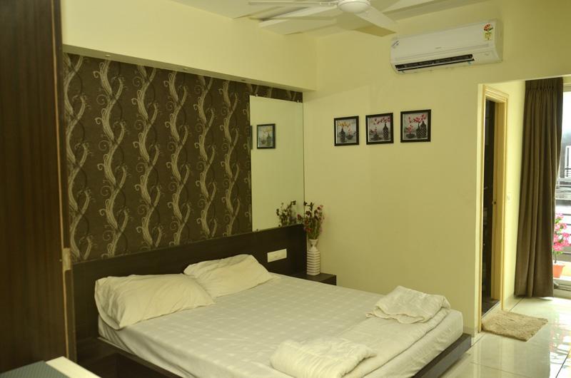 Hotel The Grand Parshwanath Sankeshvar Exterior photo