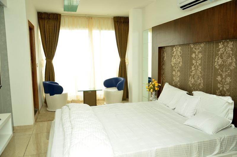 Hotel The Grand Parshwanath Sankeshvar Exterior photo