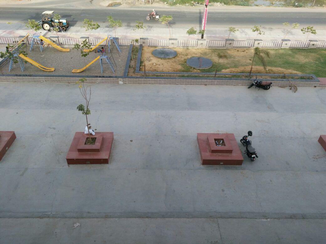 Hotel The Grand Parshwanath Sankeshvar Exterior photo